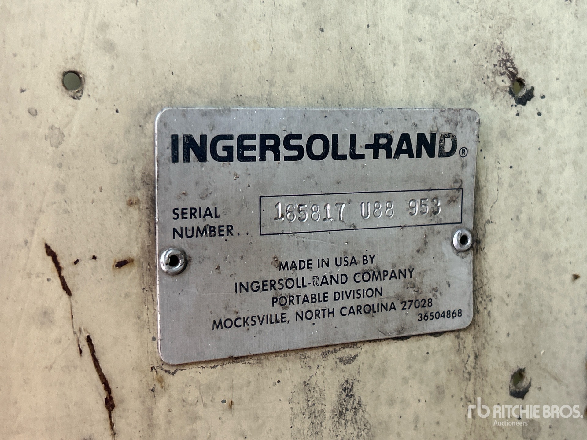 General Appearance with Seriennummer / FIN