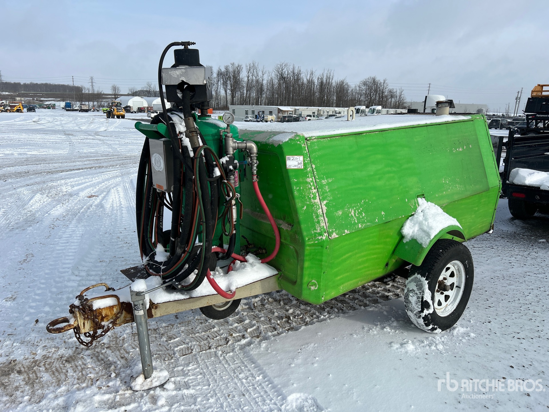 General Appearance with Bild, Ecke vorne links