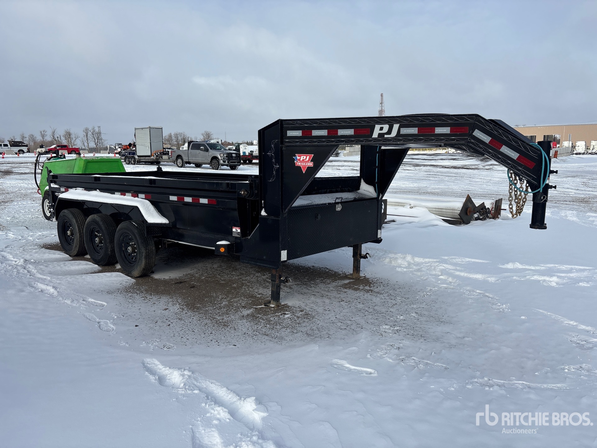 General Appearance with Foto, angolo anteriore destro