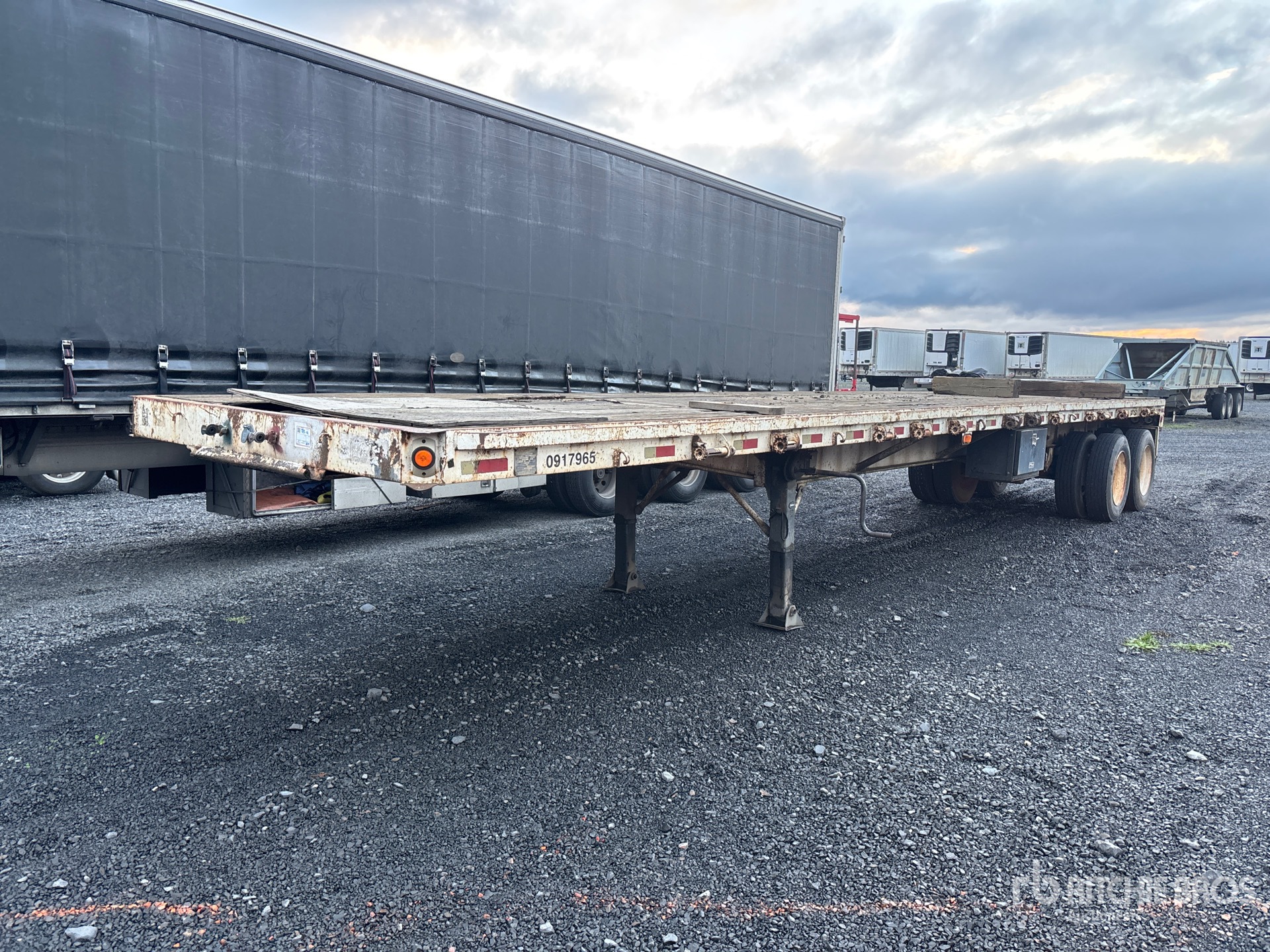 General Appearance with Featured Photo