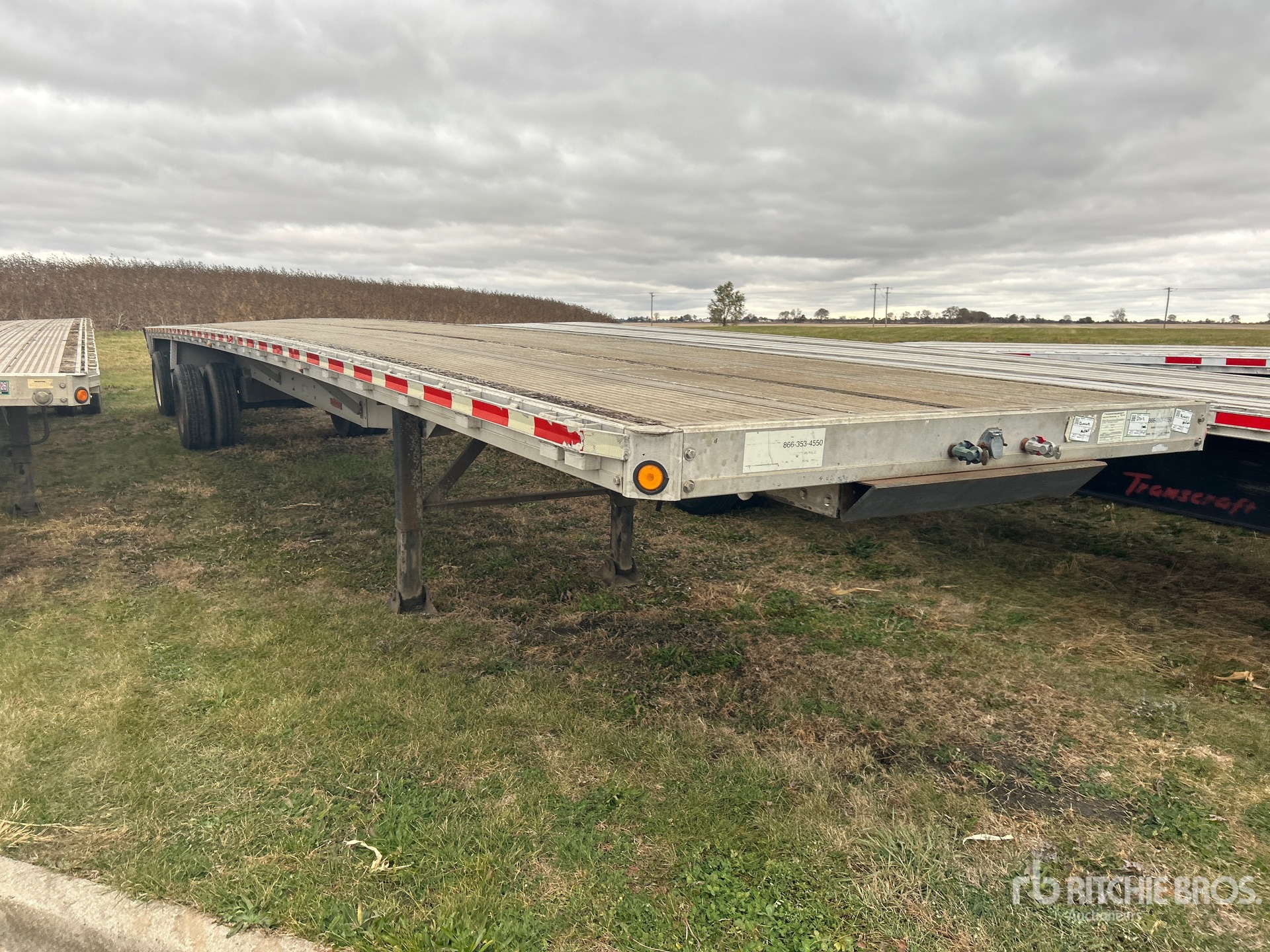 General Appearance with Bild, Ecke vorne rechts