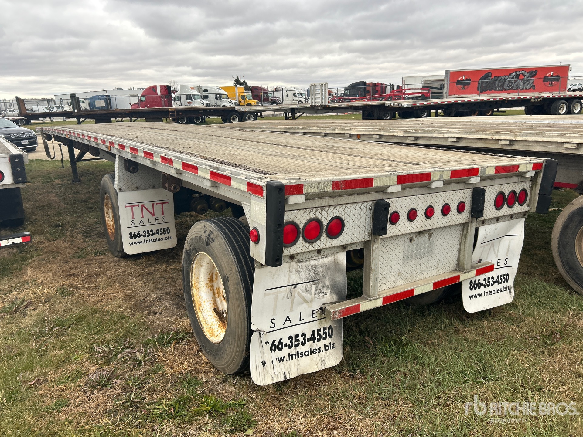 General Appearance with Bild, Ecke hinten links