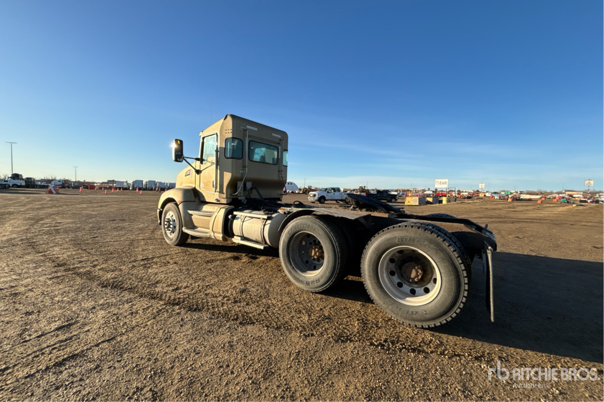 General Appearance with Zdjęcie, lewy dolny róg