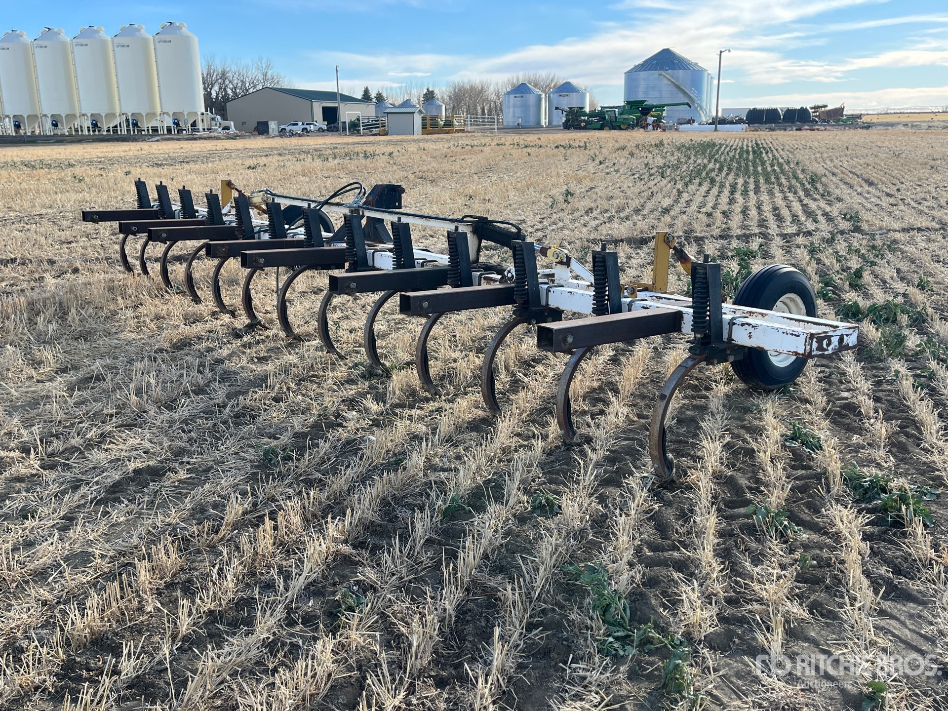 General Appearance with Foto, angolo anteriore sinistro