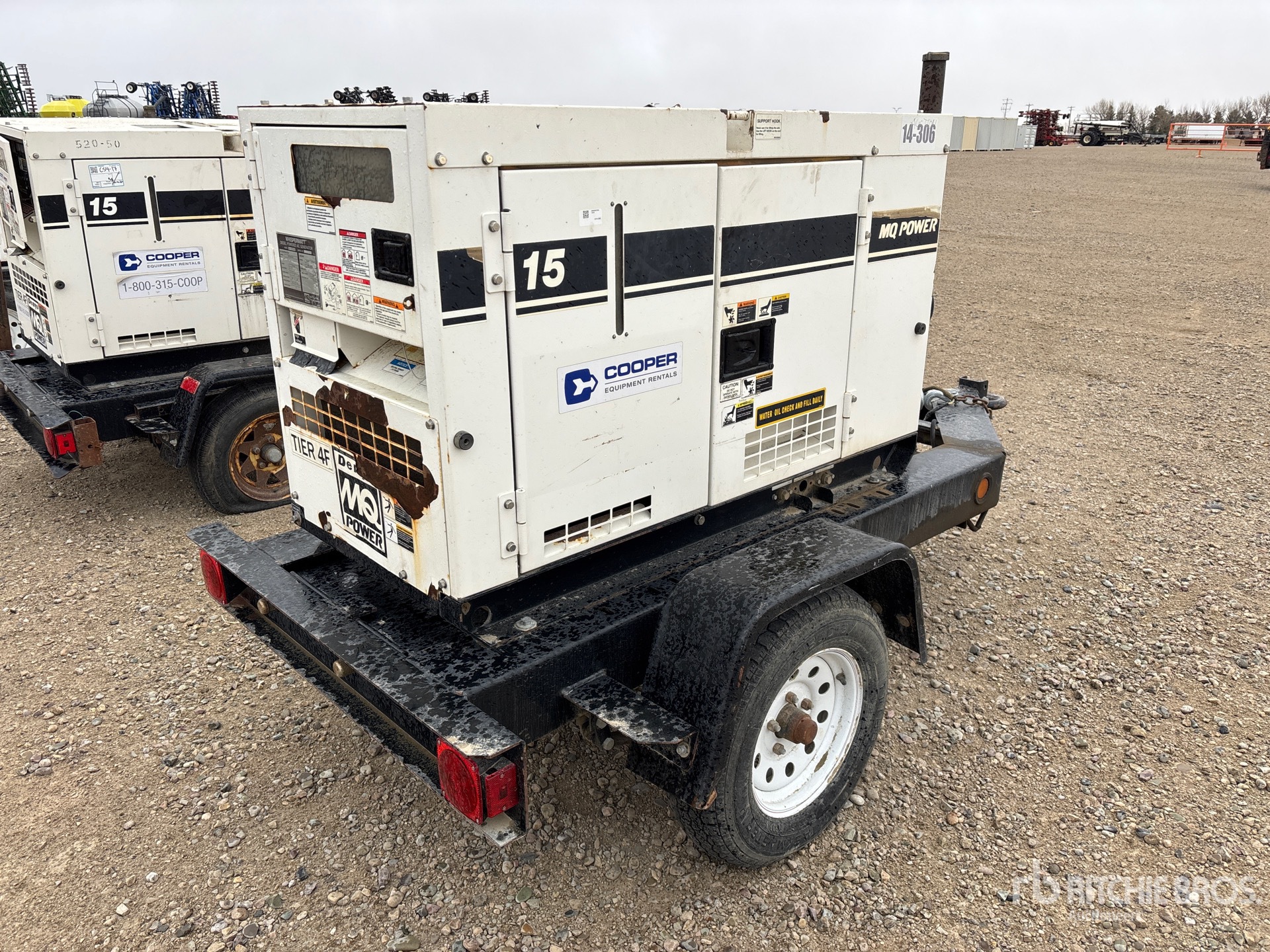 General Appearance with Bild, Ecke hinten rechts