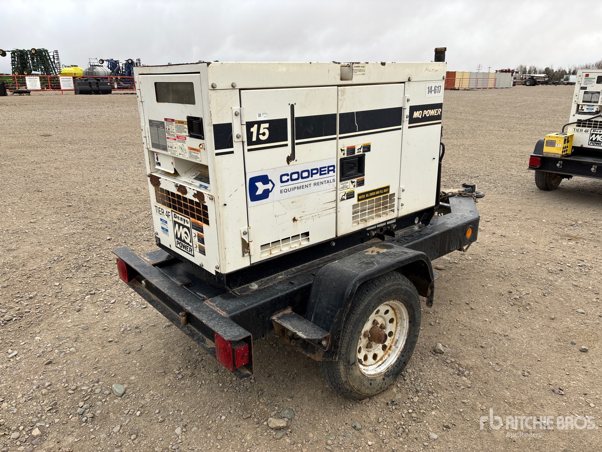 General Appearance with Bild, Ecke hinten rechts