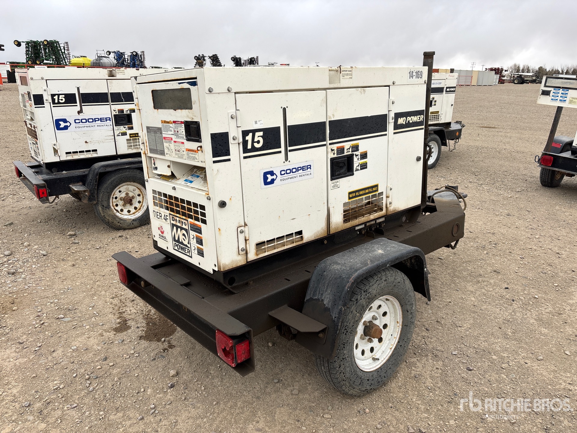 General Appearance with Bild, Ecke hinten rechts