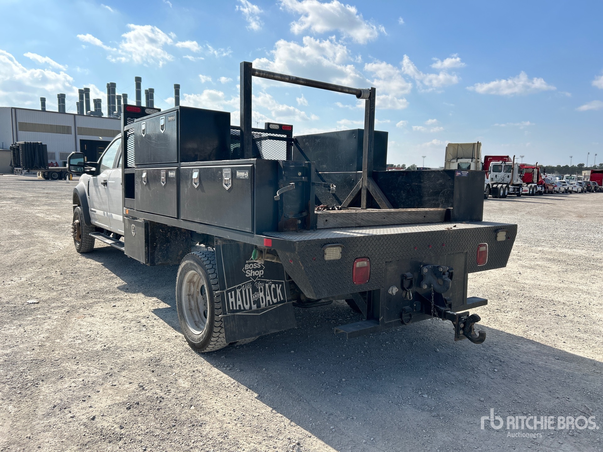 Aspect général with Image, coin arrière gauche