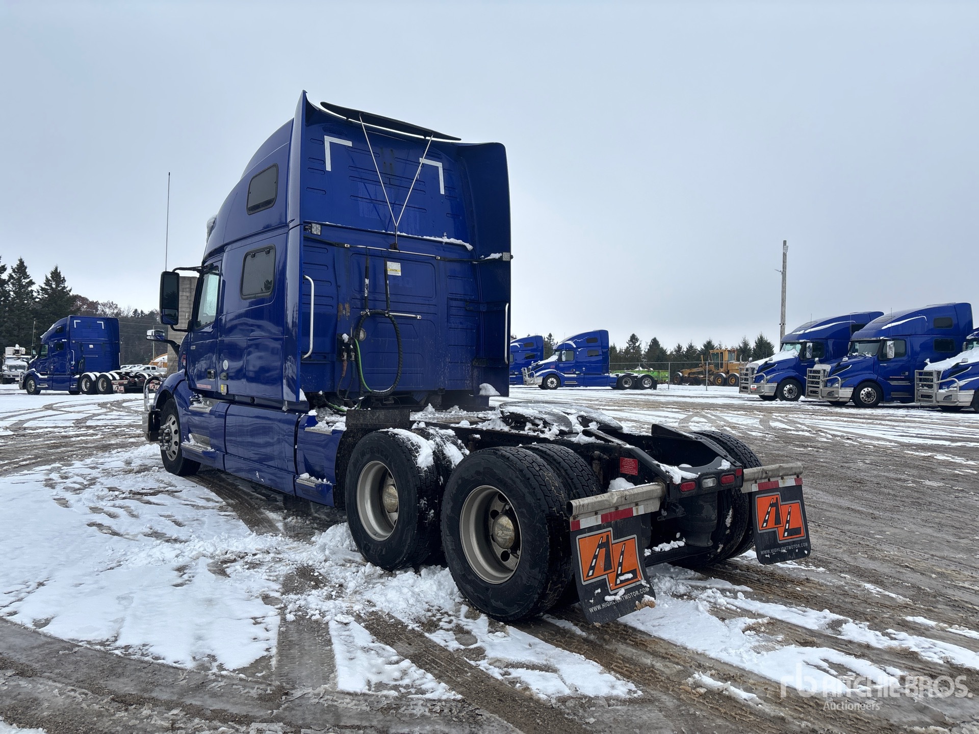 General Appearance with Imagen: esquina trasera izquierda