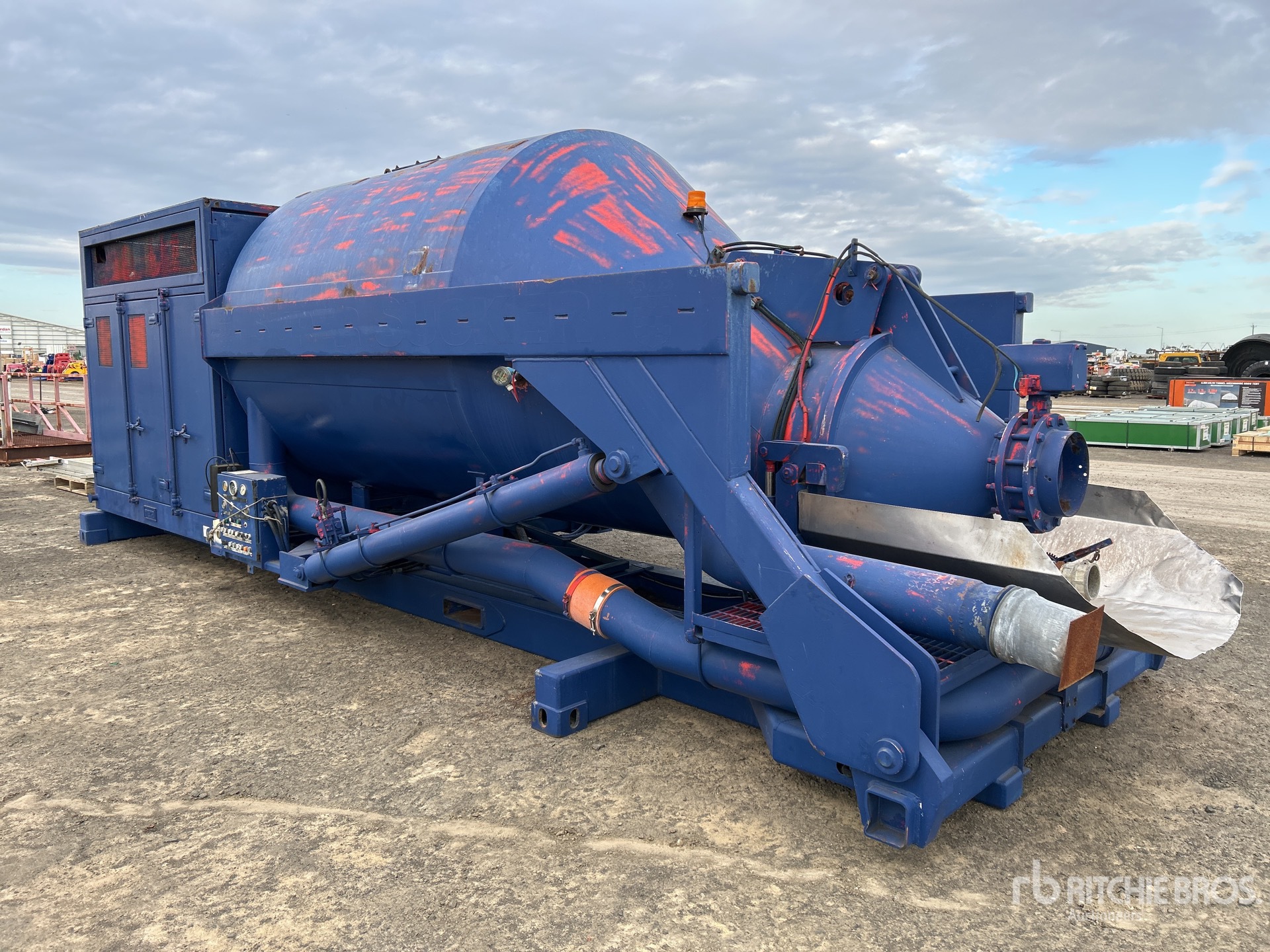 General Appearance with Bild, Ecke hinten links