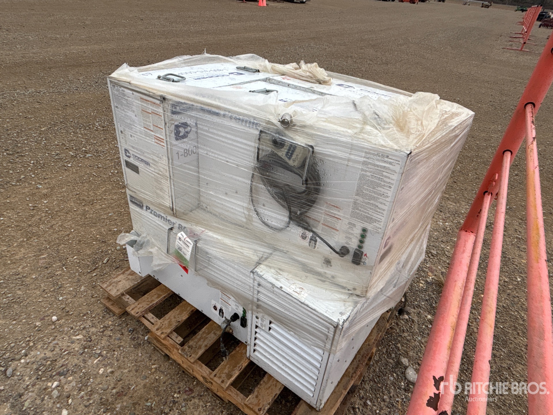 Aspect général with Image, coin arrière droit