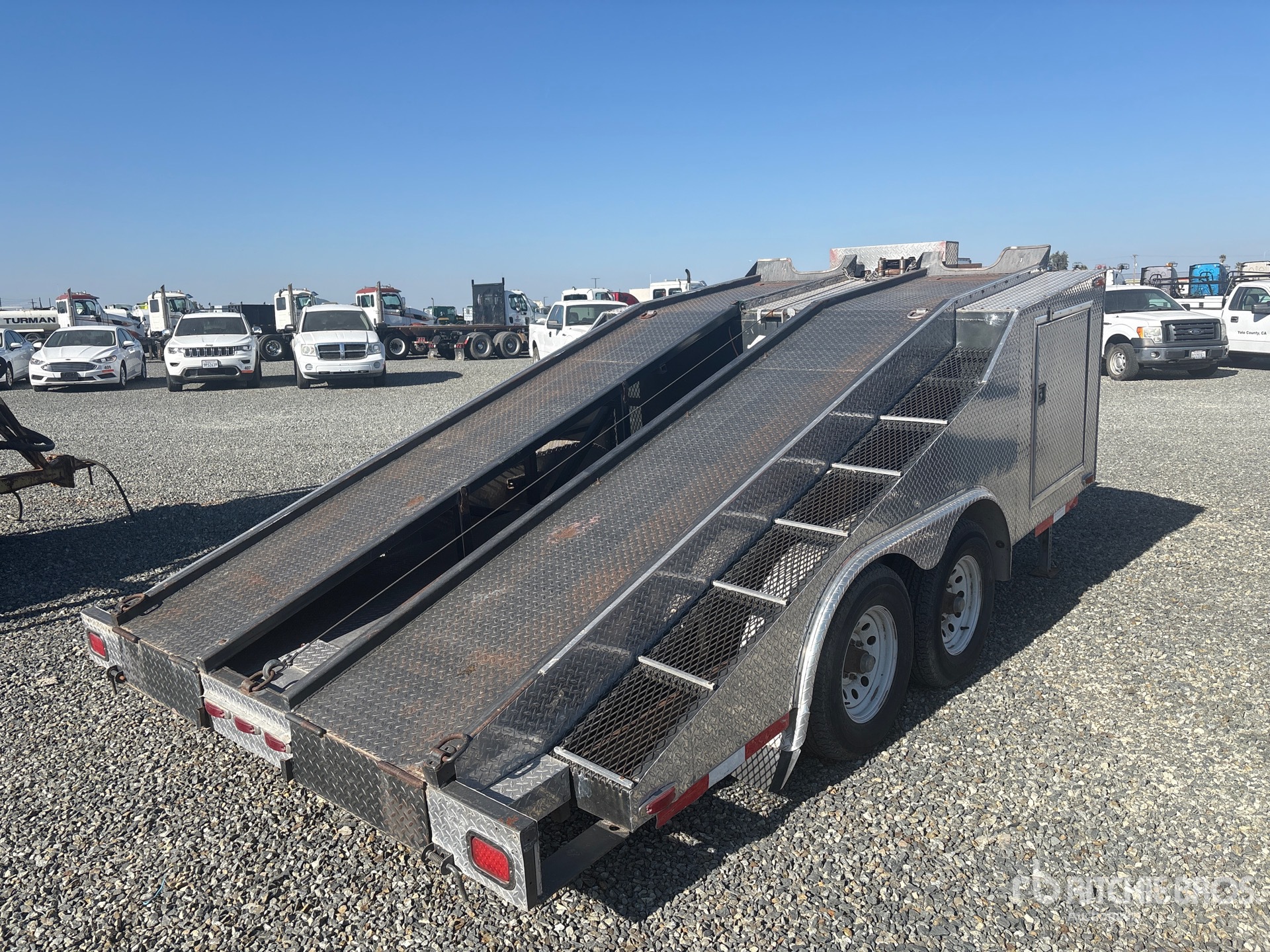 General Appearance with Imagen: esquina trasera derecha