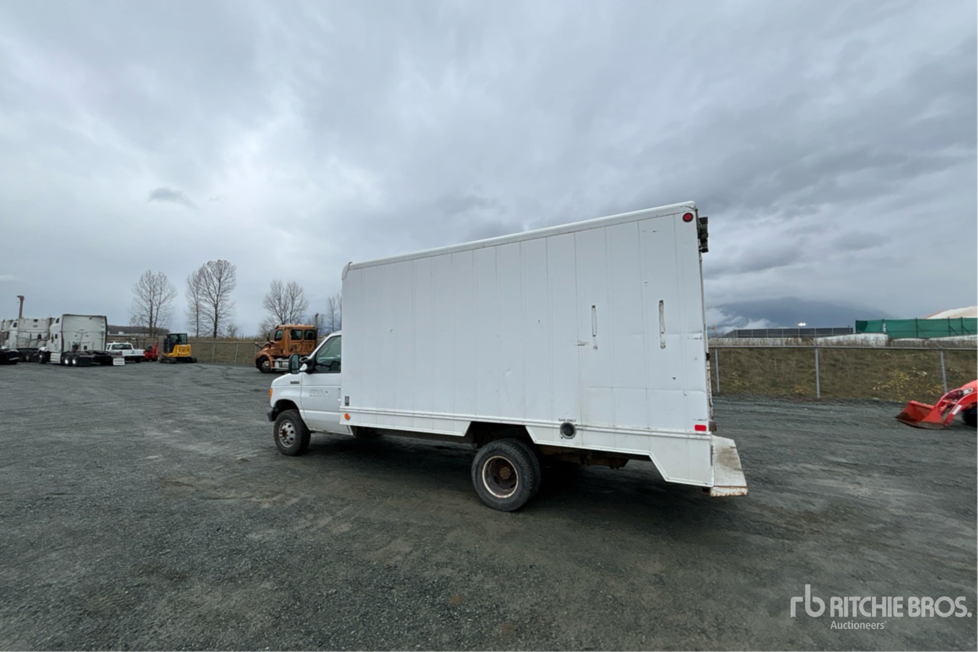 General Appearance with Picture, Left Rear Corner