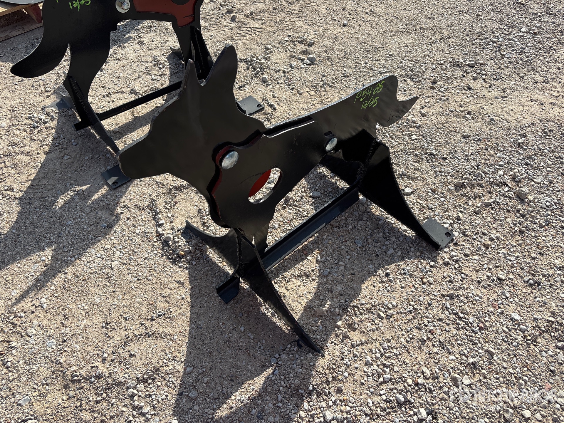 General Appearance with Bild, Ecke vorne links