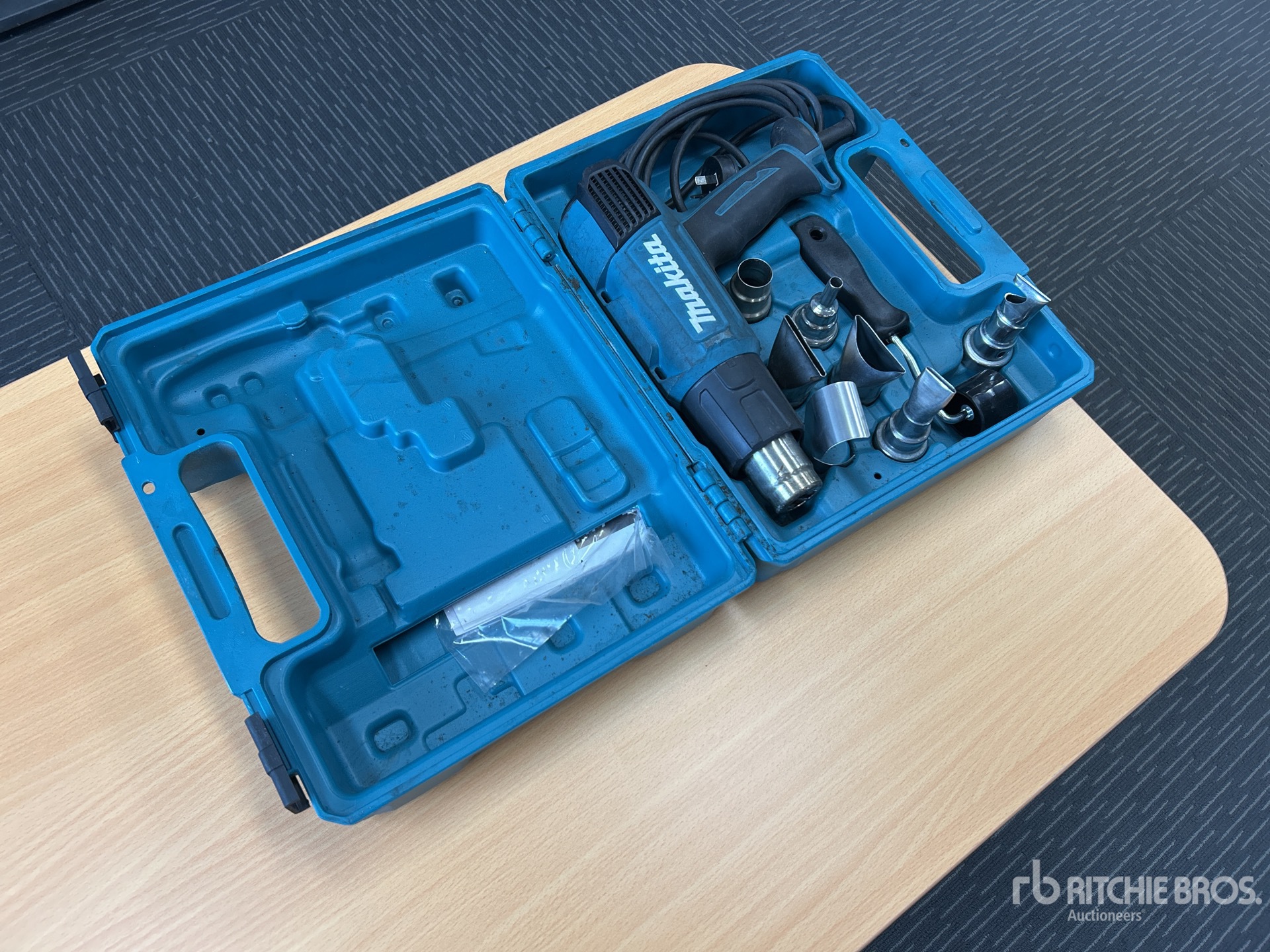 General Appearance with Image, coin arrière droit