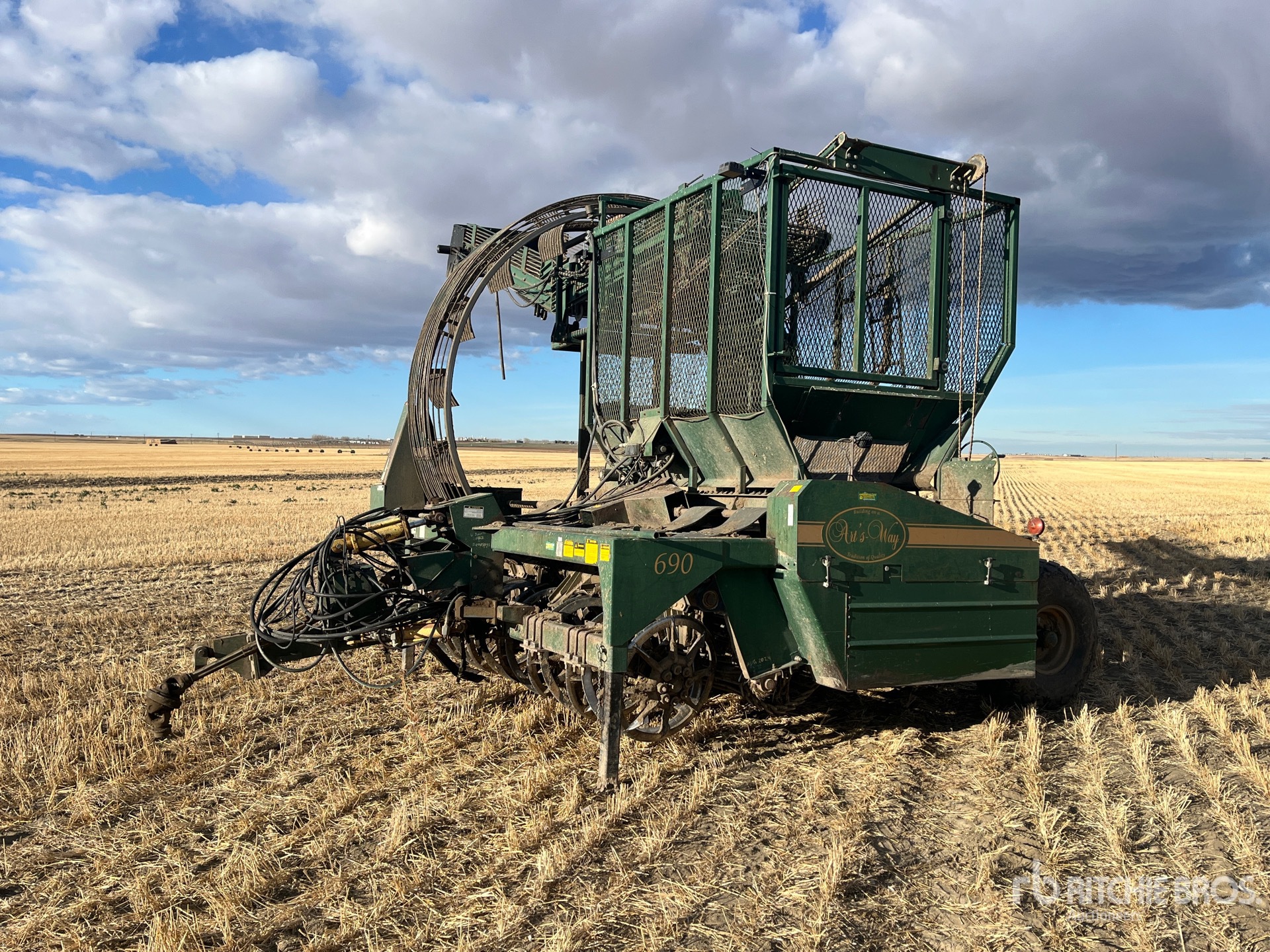 General Appearance with Foto, angolo anteriore sinistro