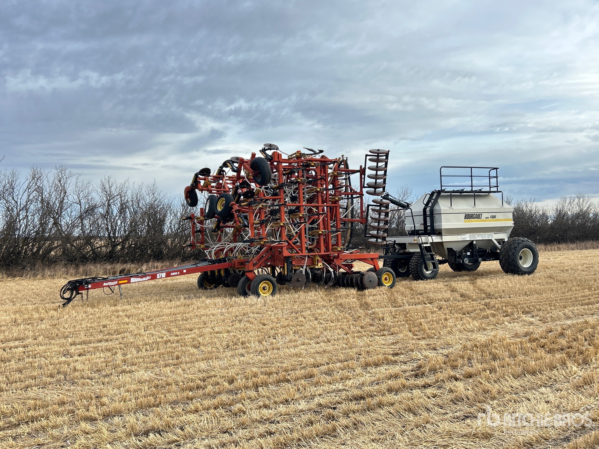 Aspect général with Image, coin avant gauche