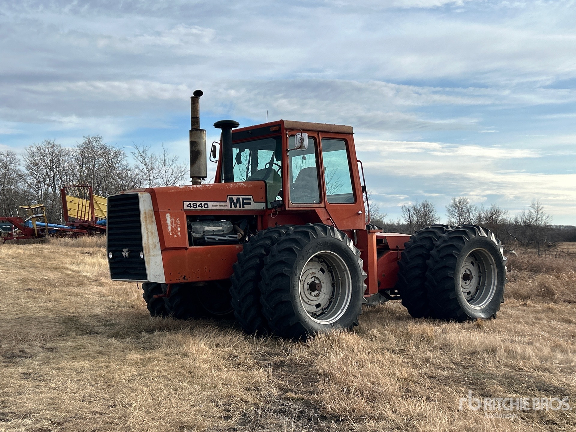 General Appearance with Foto, angolo anteriore sinistro