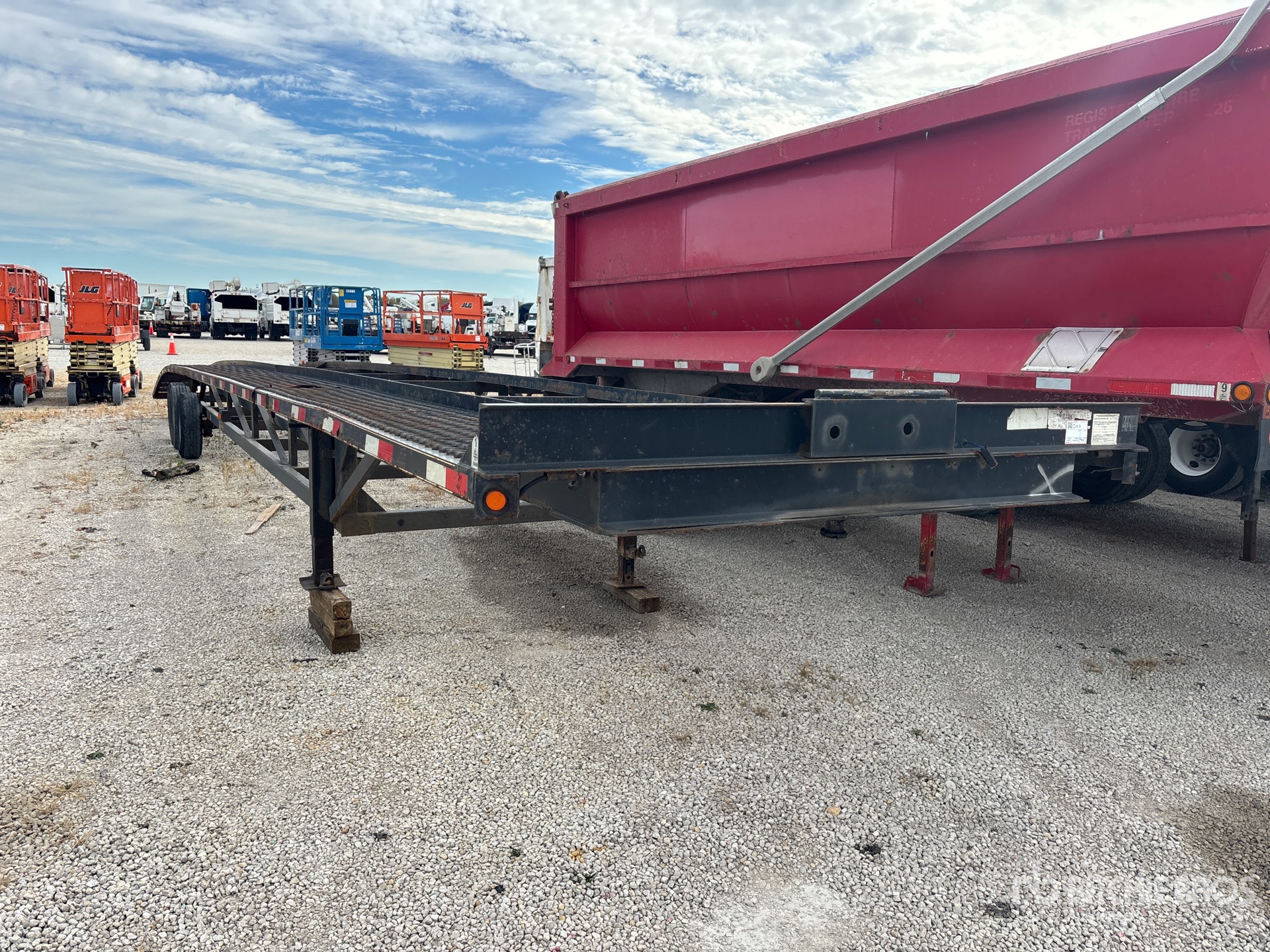 General Appearance with Image, coin avant droit