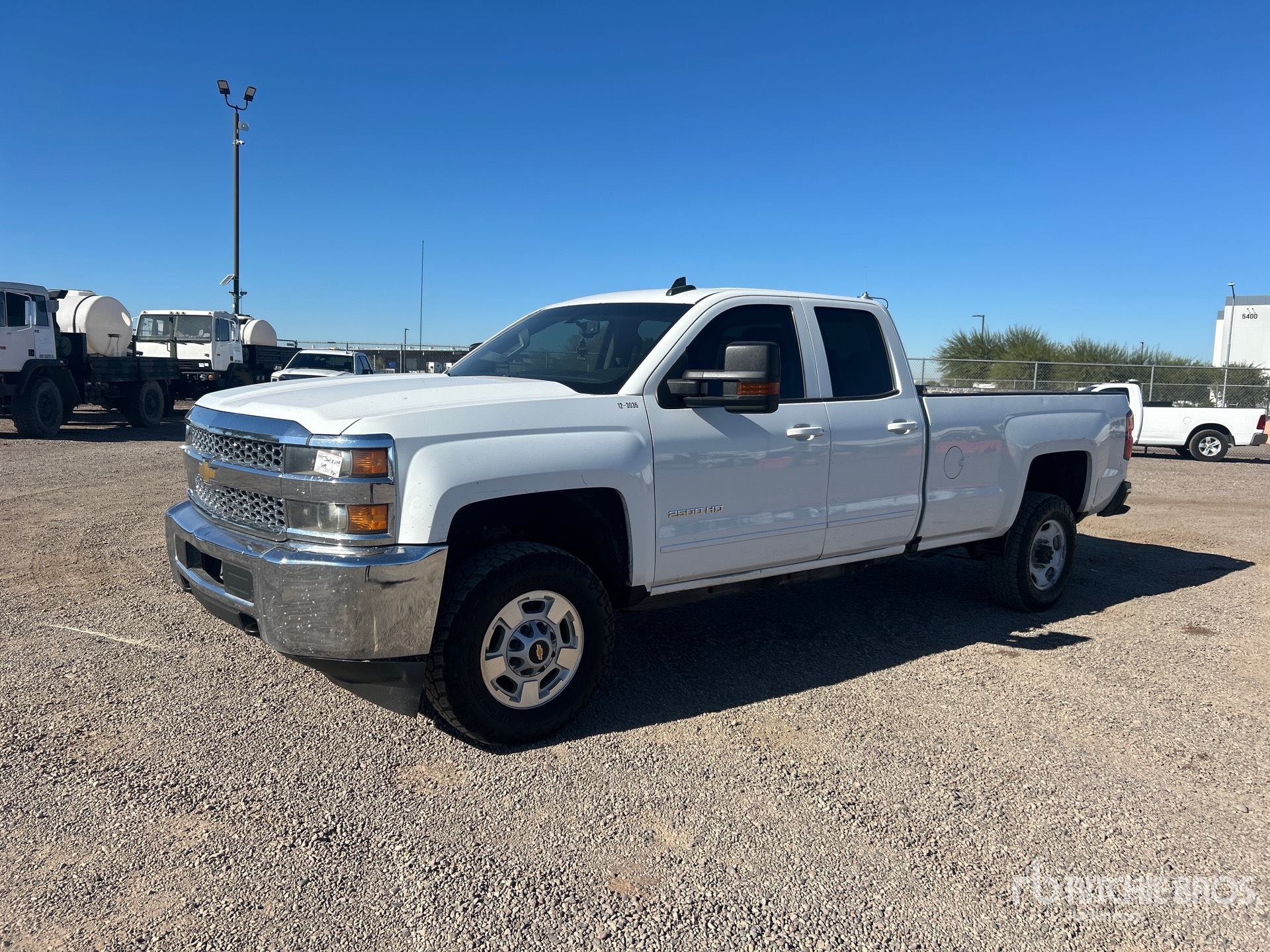 General Appearance with Picture, Left Front Corner