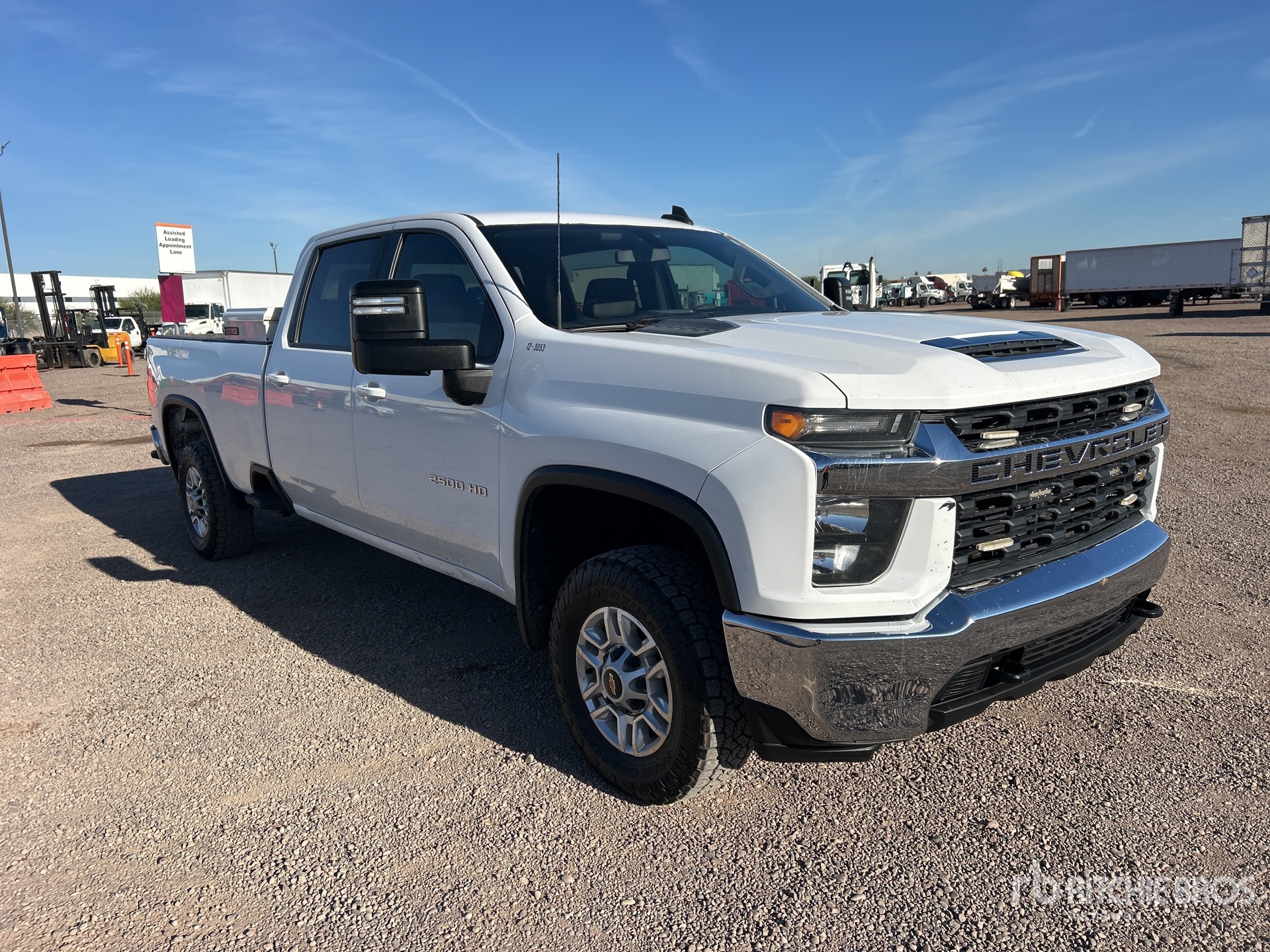 General Appearance with Picture, Right Front Corner