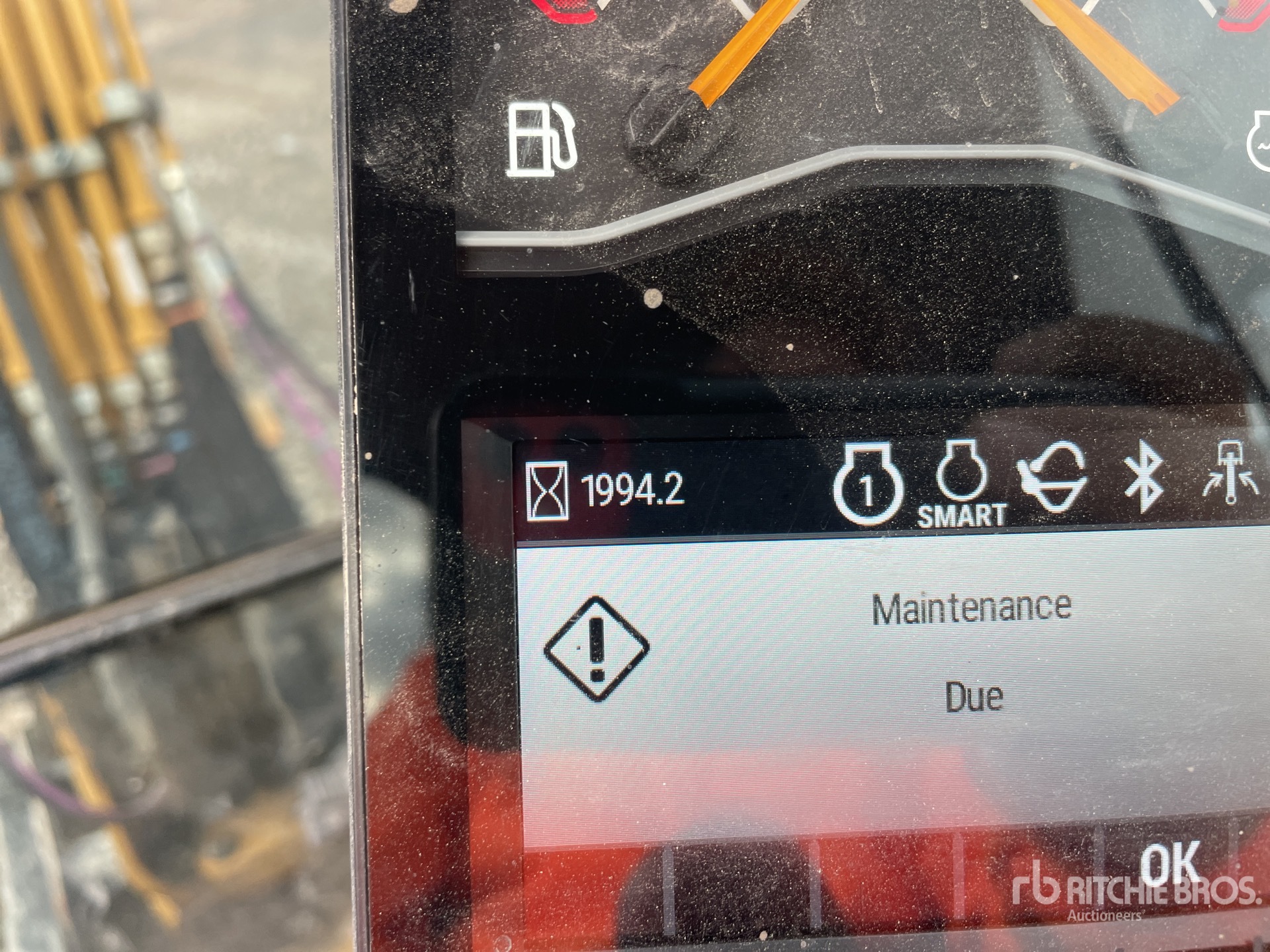 General Appearance with Horímetro / Odómetro