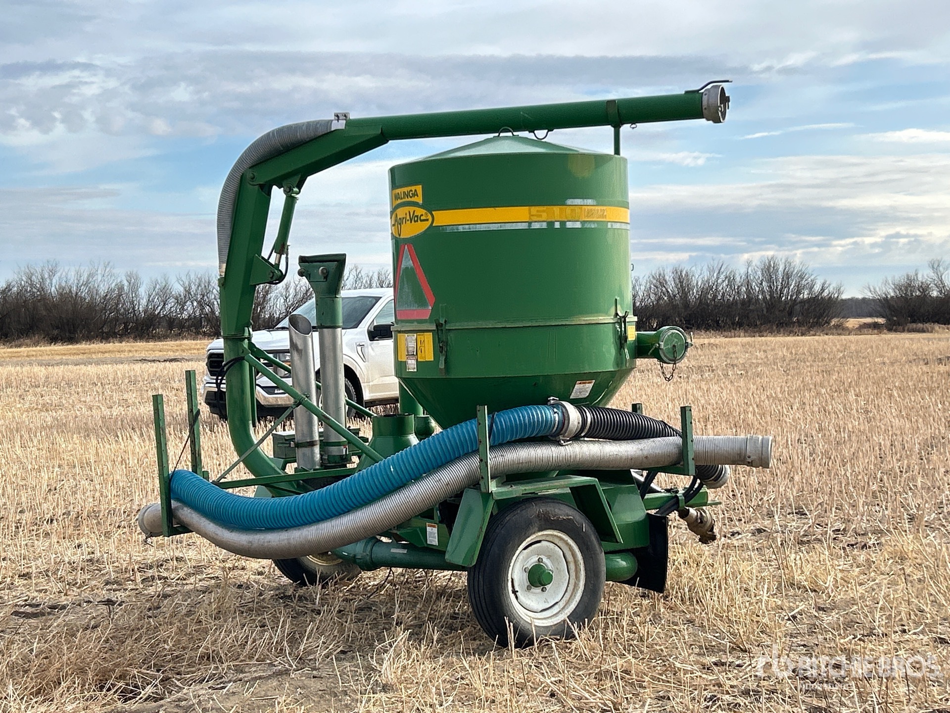 General Appearance with Foto, angolo anteriore sinistro