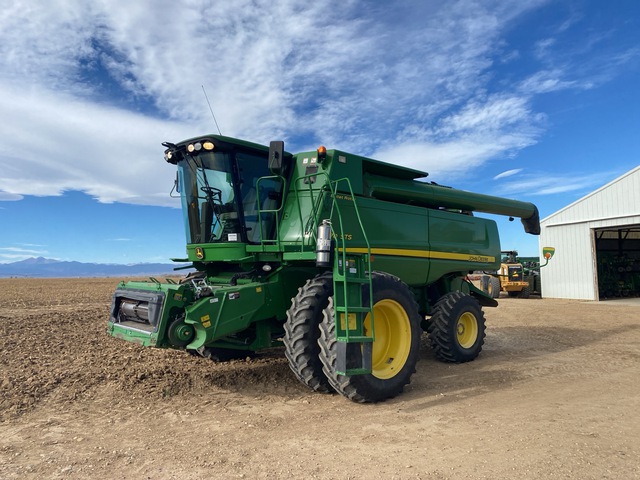 2010 John Deere 9670 STS Combine Harvester