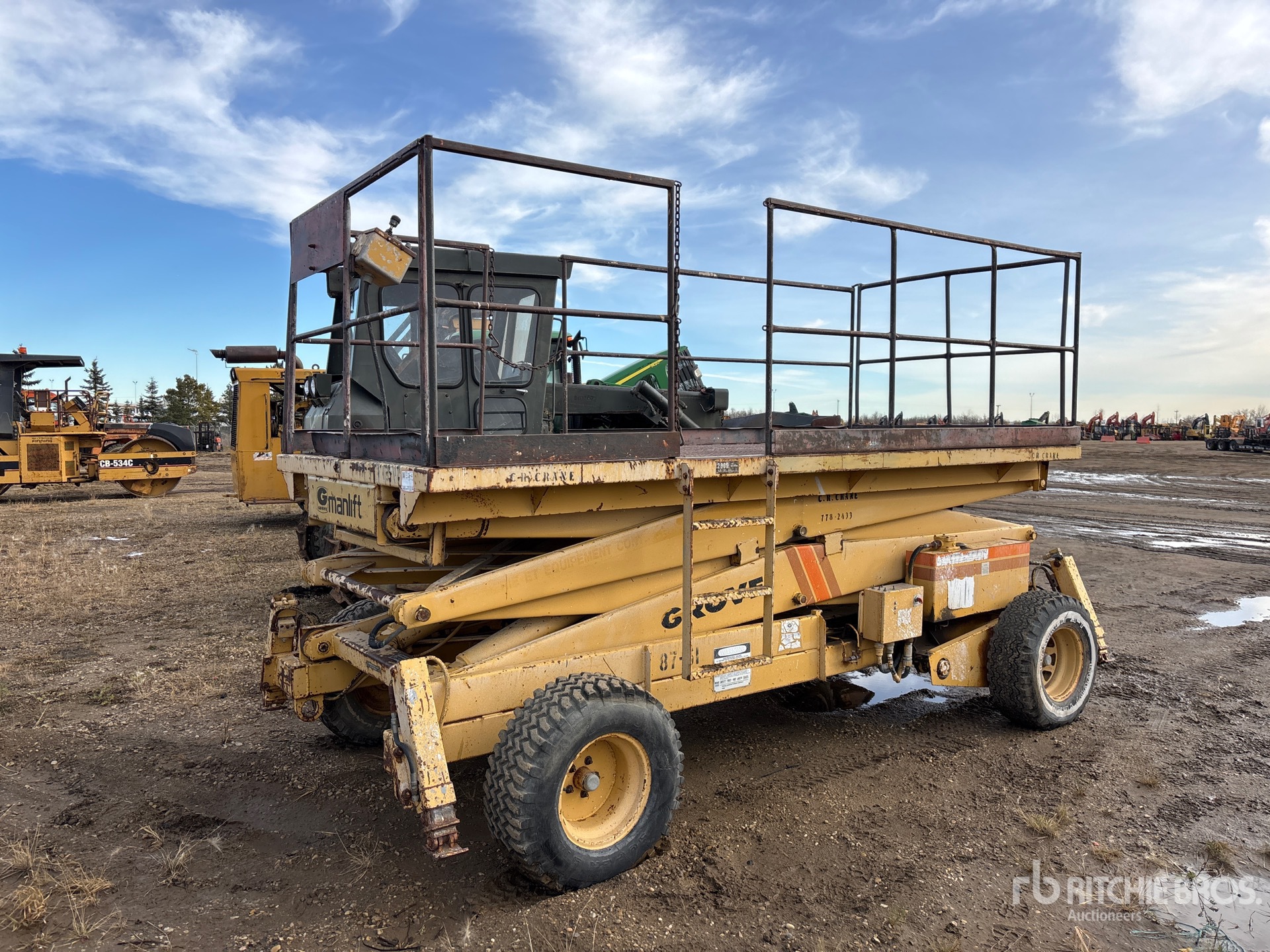 General Appearance with Picture, Left Front Corner