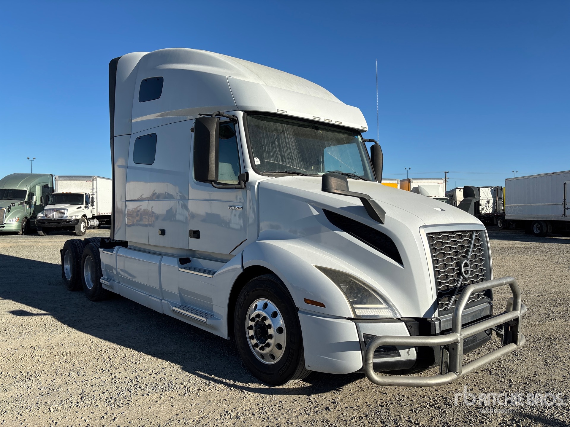 Aspect général with Image, coin avant droit