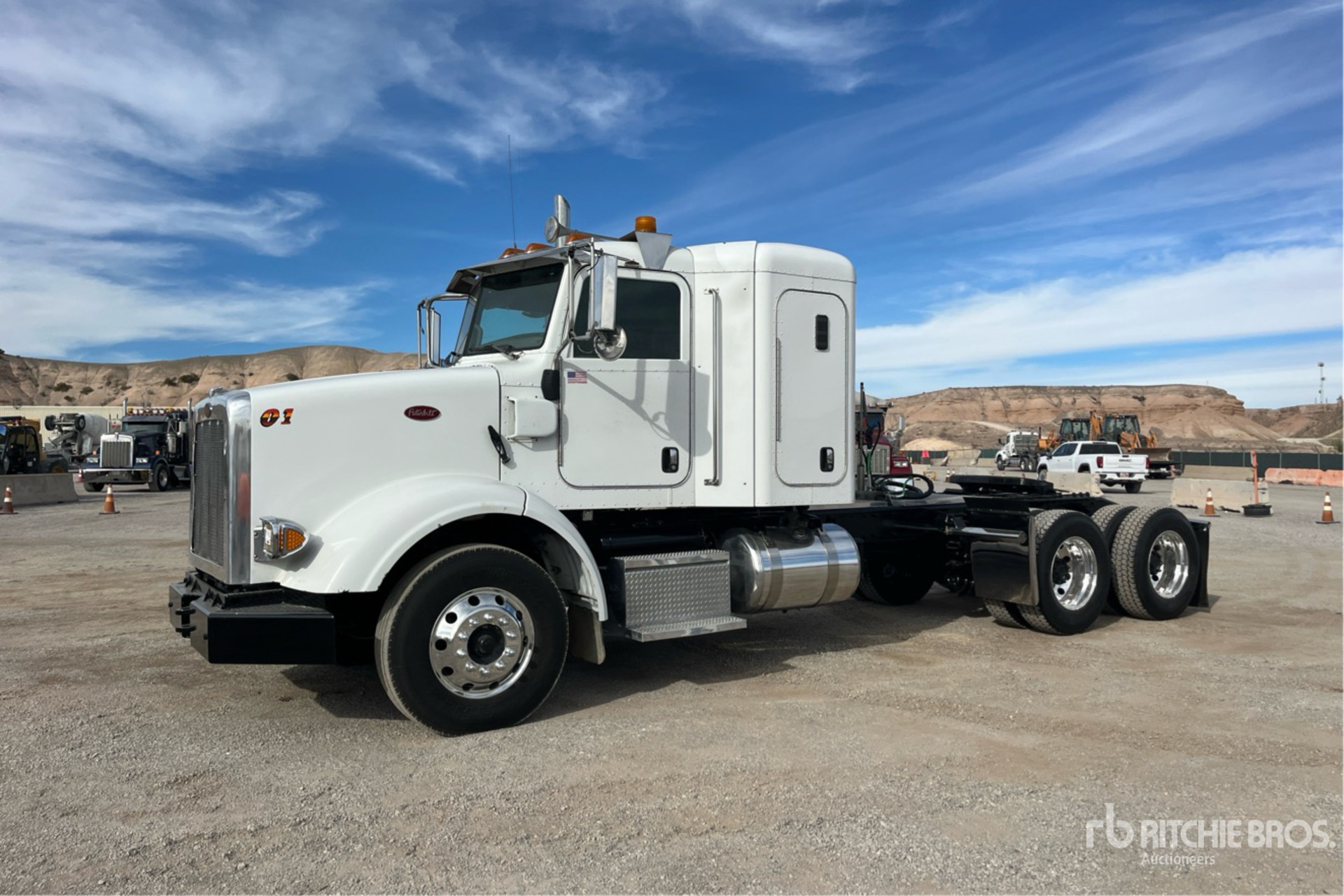 General Appearance with Picture, Left Front Corner