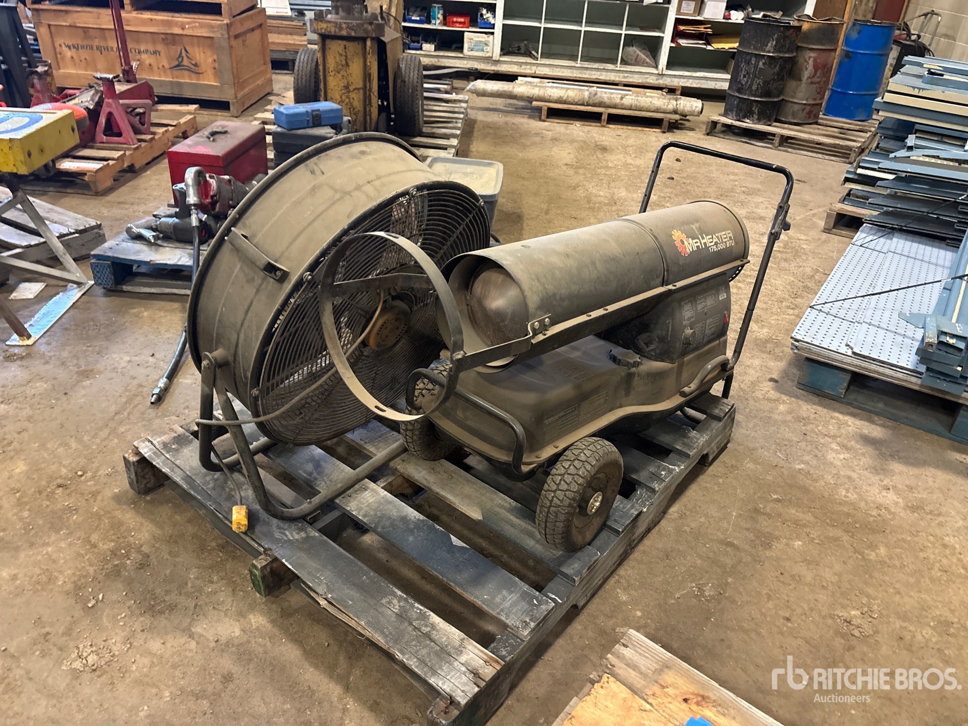 General Appearance with Bild, Ecke hinten rechts