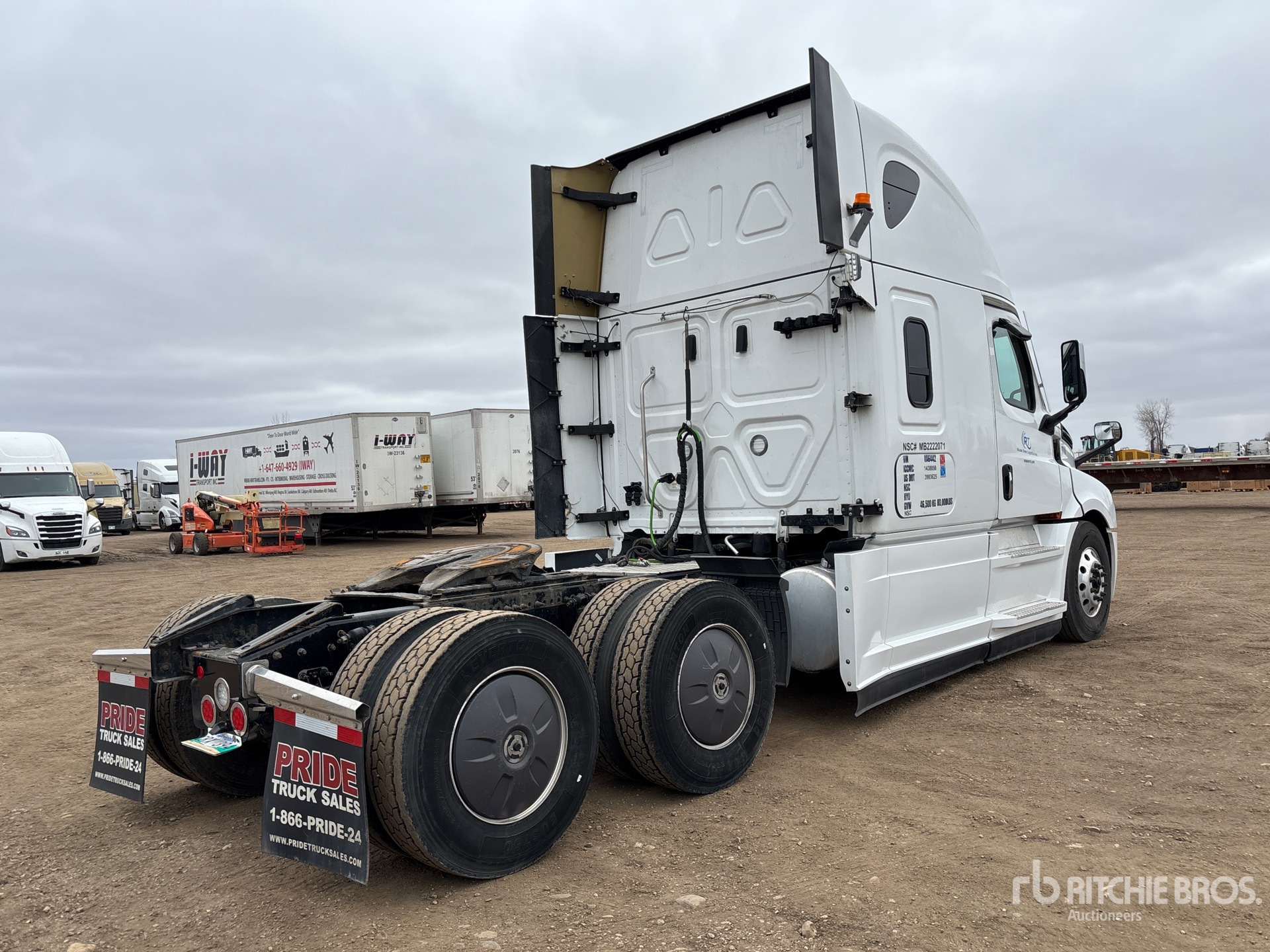 General Appearance with Image, coin arrière droit