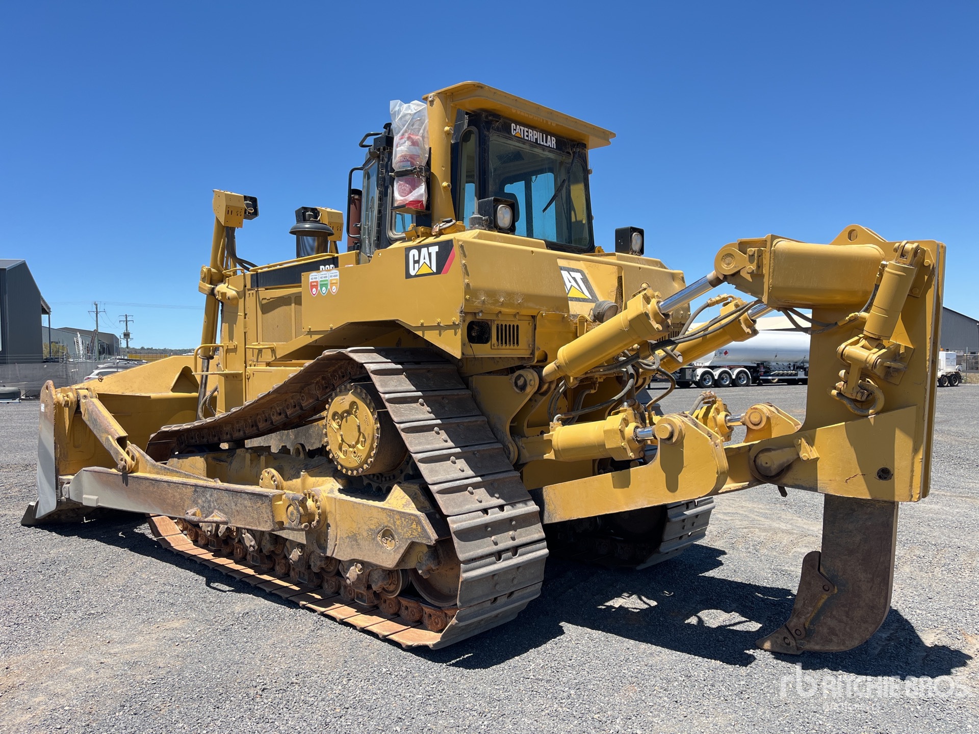 General Appearance with Imagen: esquina trasera izquierda