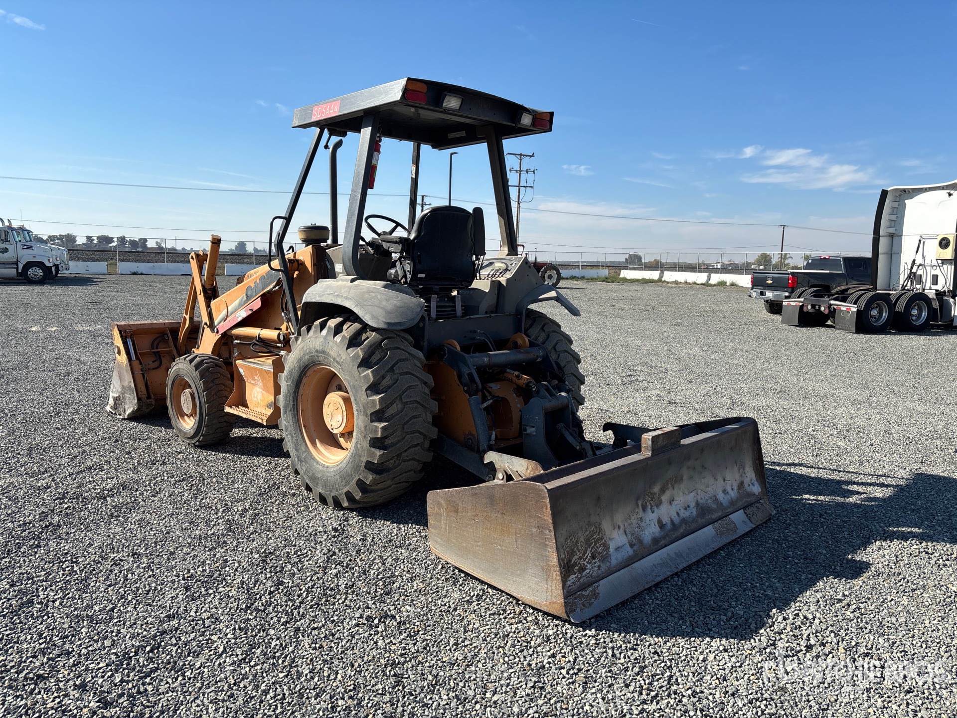 General Appearance with Picture, Left Rear Corner