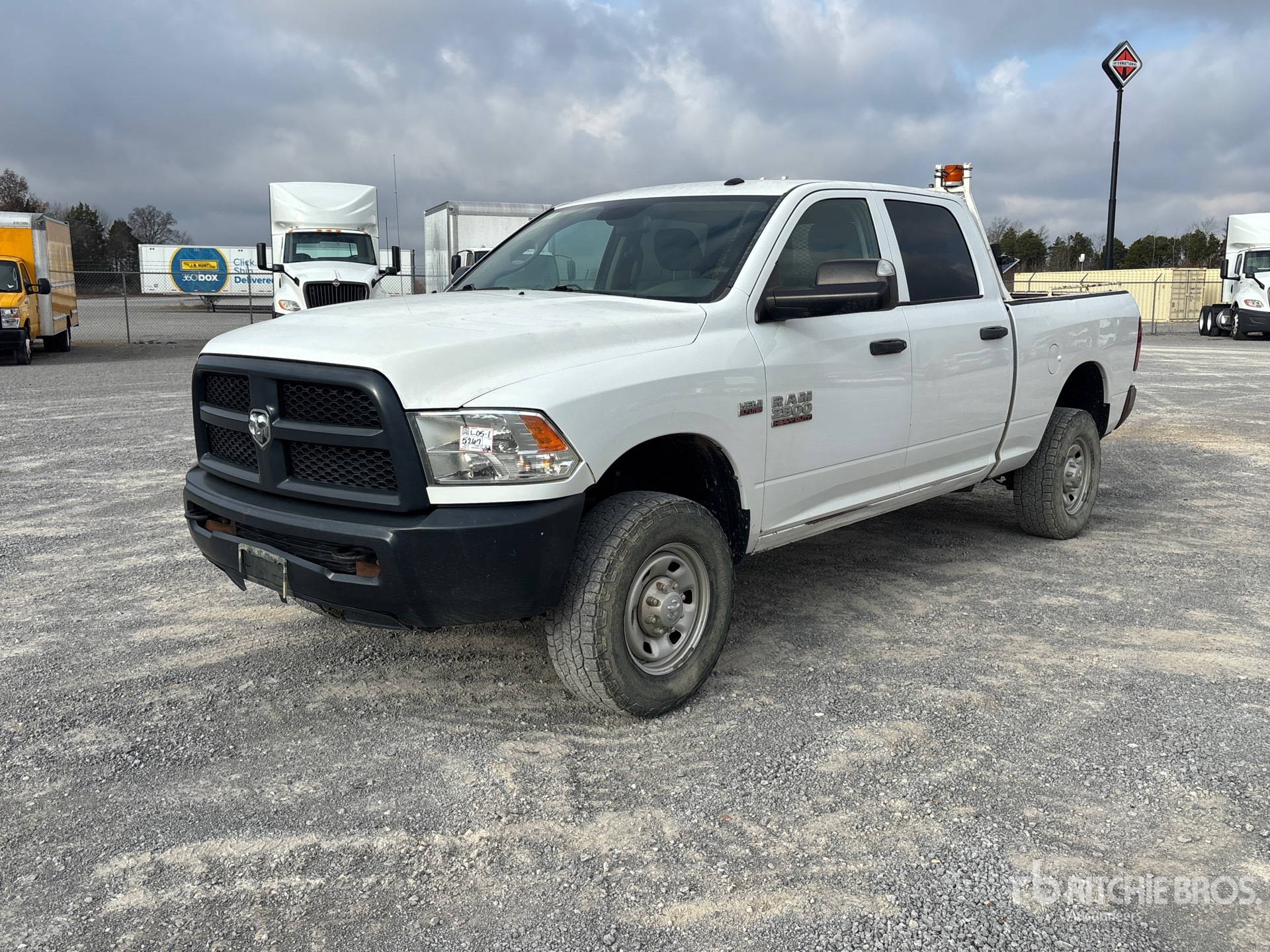 General Appearance with Image, coin avant gauche