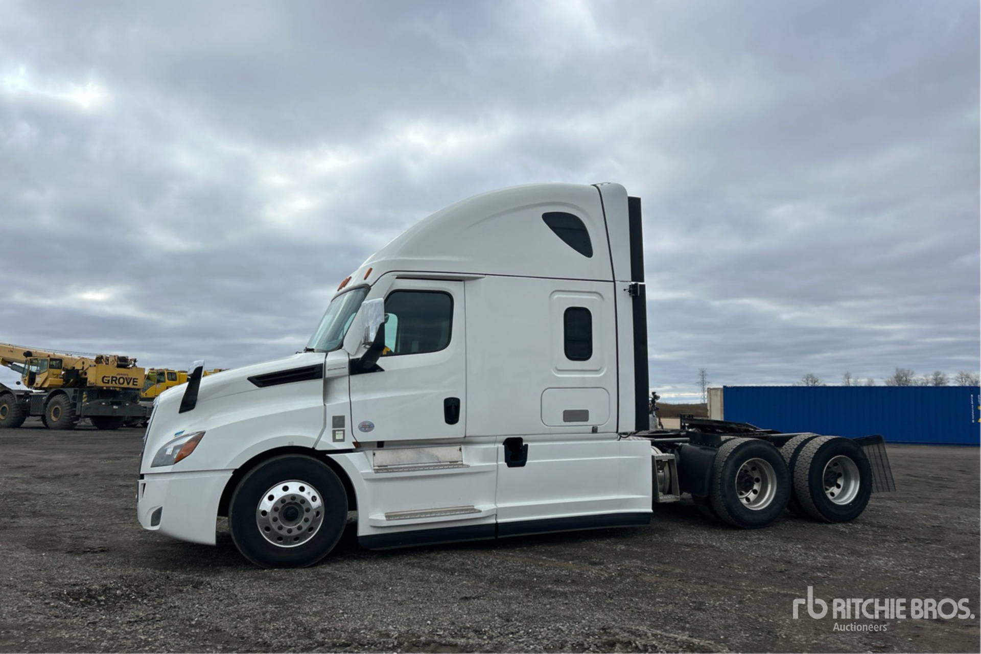 General Appearance with Picture, Left Front Corner