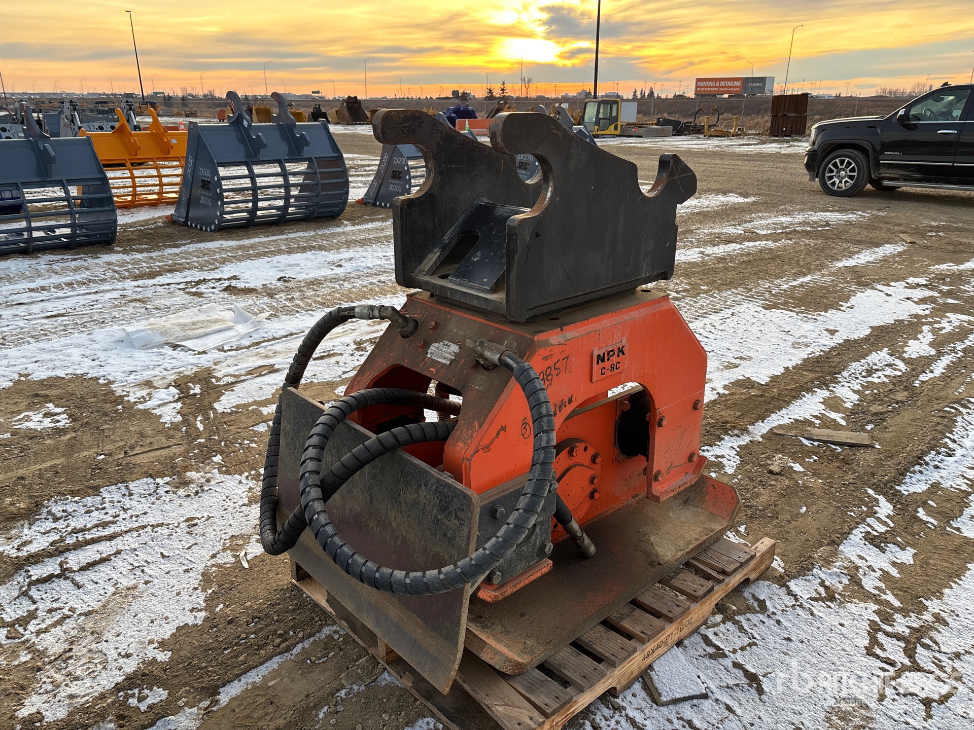 General Appearance with Picture, Right Rear Corner