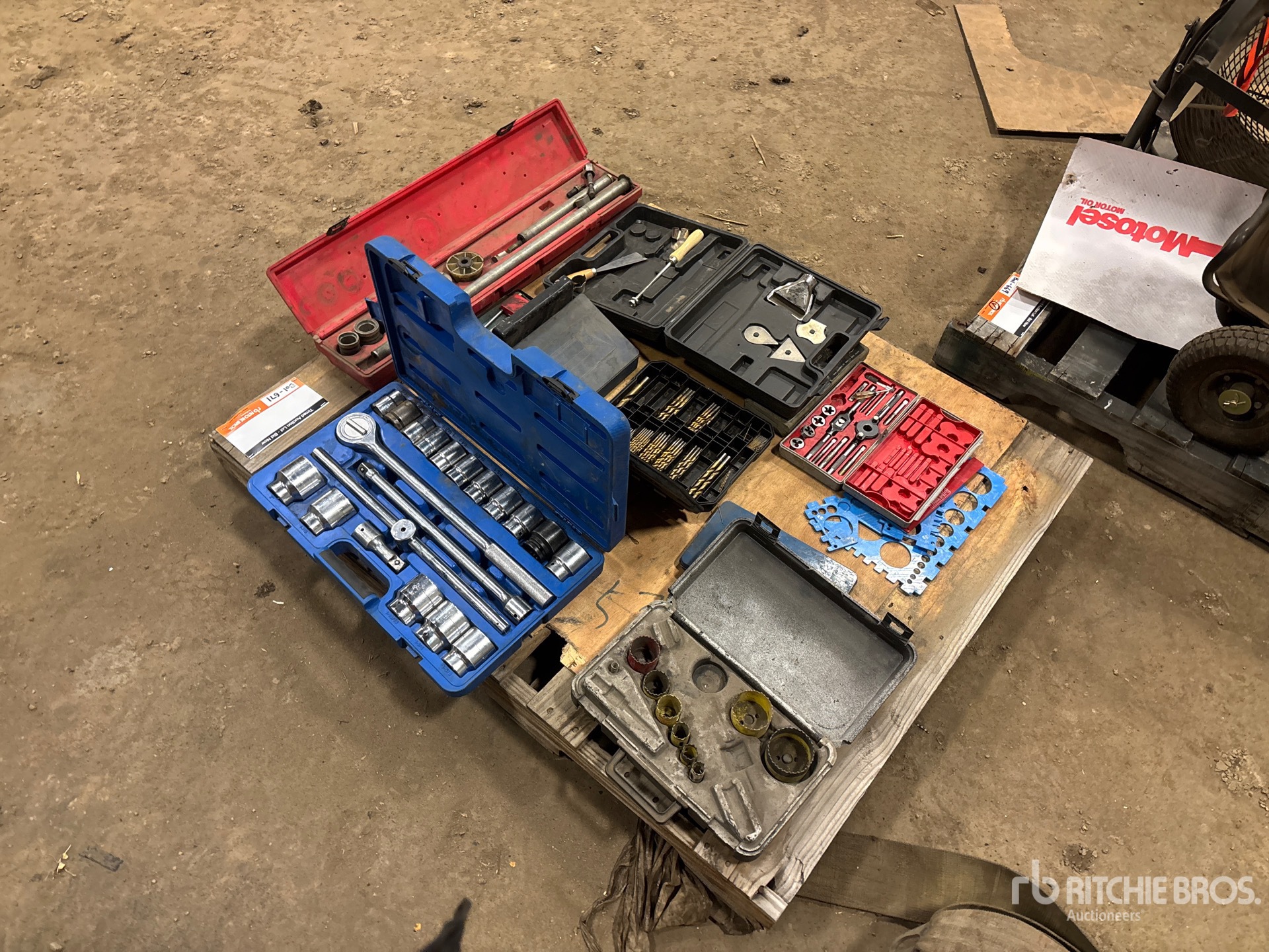 General Appearance with Bild, Ecke hinten links