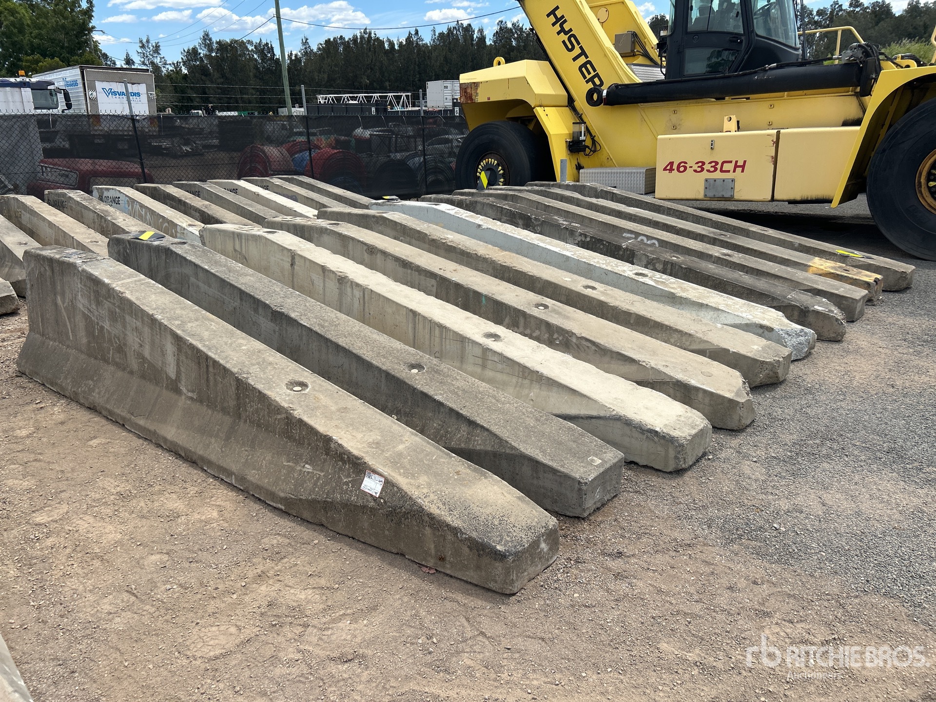 General Appearance with Foto, angolo anteriore destro