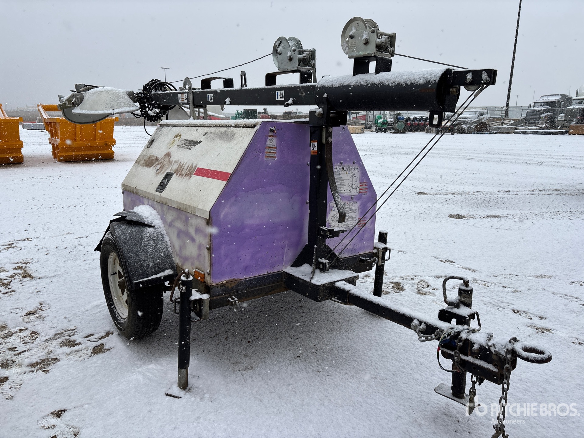 General Appearance with Bild, Ecke vorne rechts