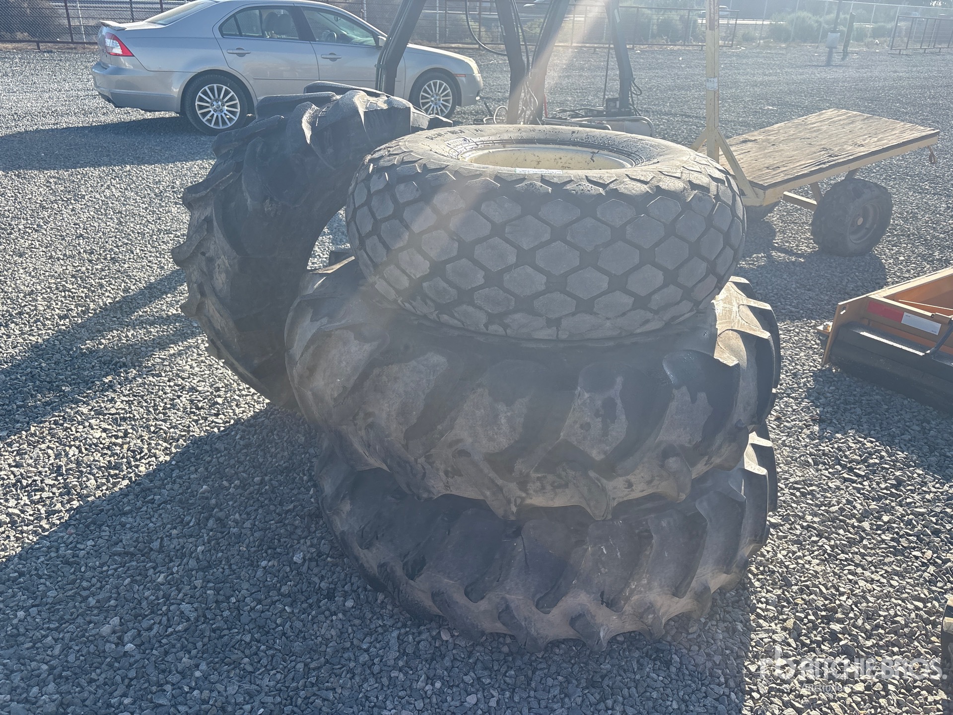 General Appearance with Imagen: esquina trasera izquierda