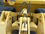 Hydraulics with Ripper Cylinders
