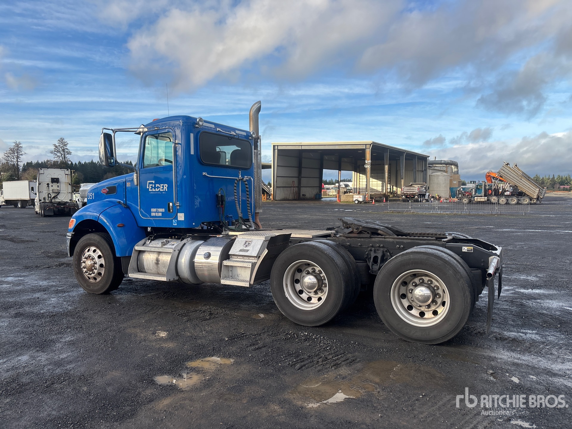 General Appearance with Picture, Left Rear Corner