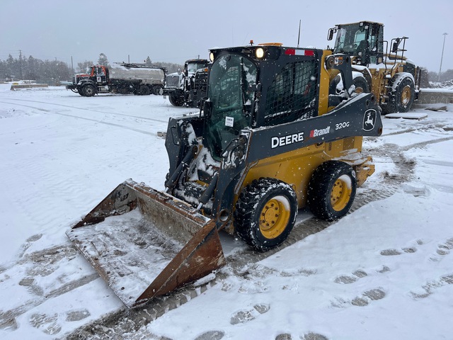 2022 John Deere 320G Two-Speed Skid Steer Loader 2022 John Deere 320G Two-Speed Skid Steer Loader