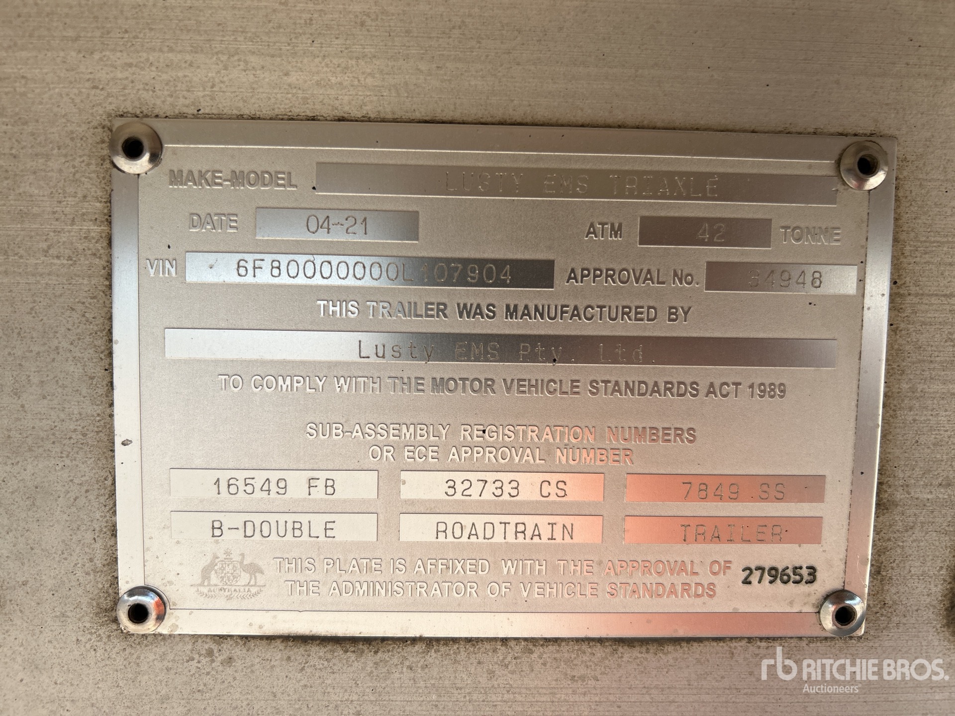 General Appearance with Serial Number / VIN