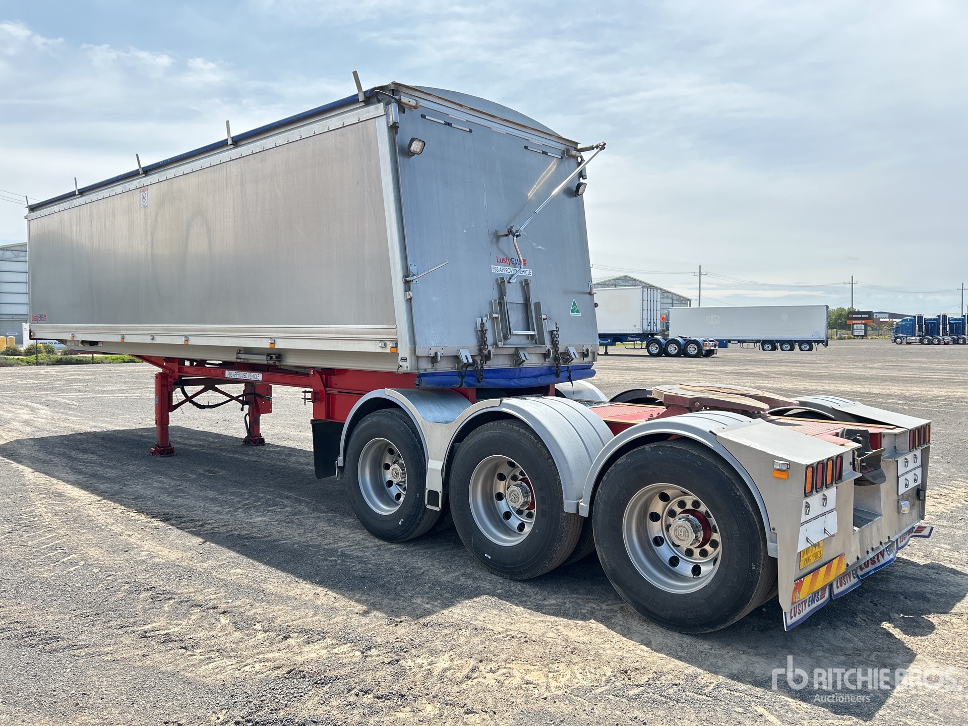 General Appearance with Picture, Right Rear Corner