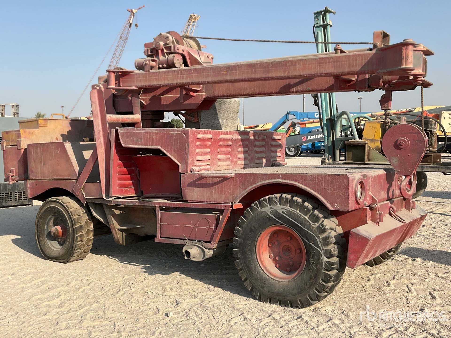 Aspect général with Image, coin avant droit