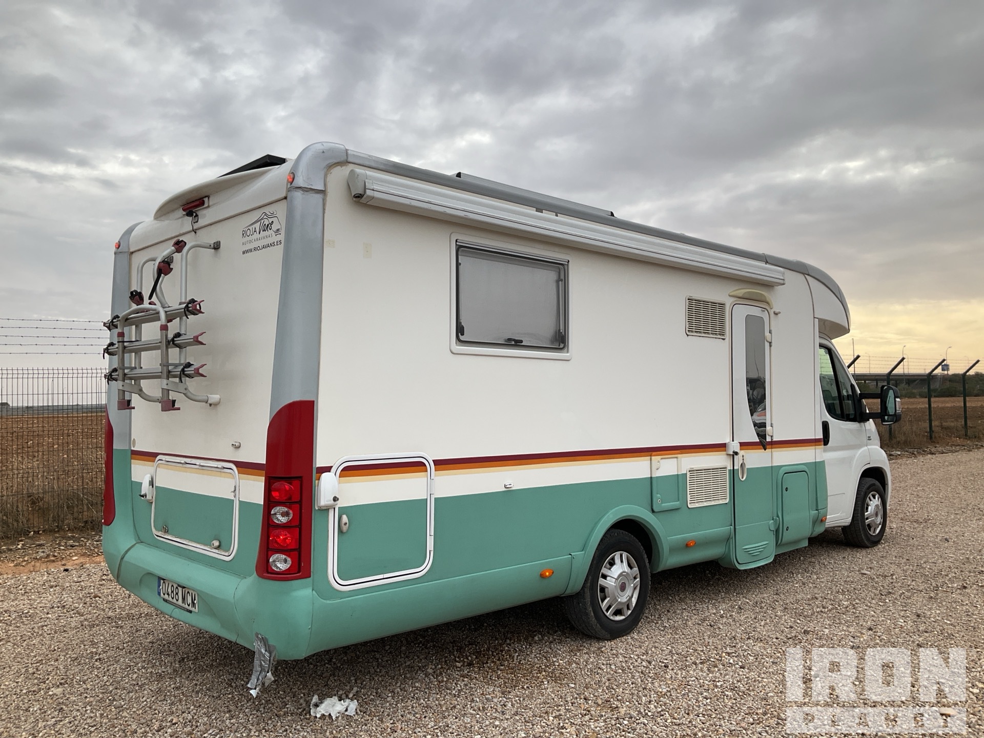 General Appearance with Zdjęcie, prawy dolny róg