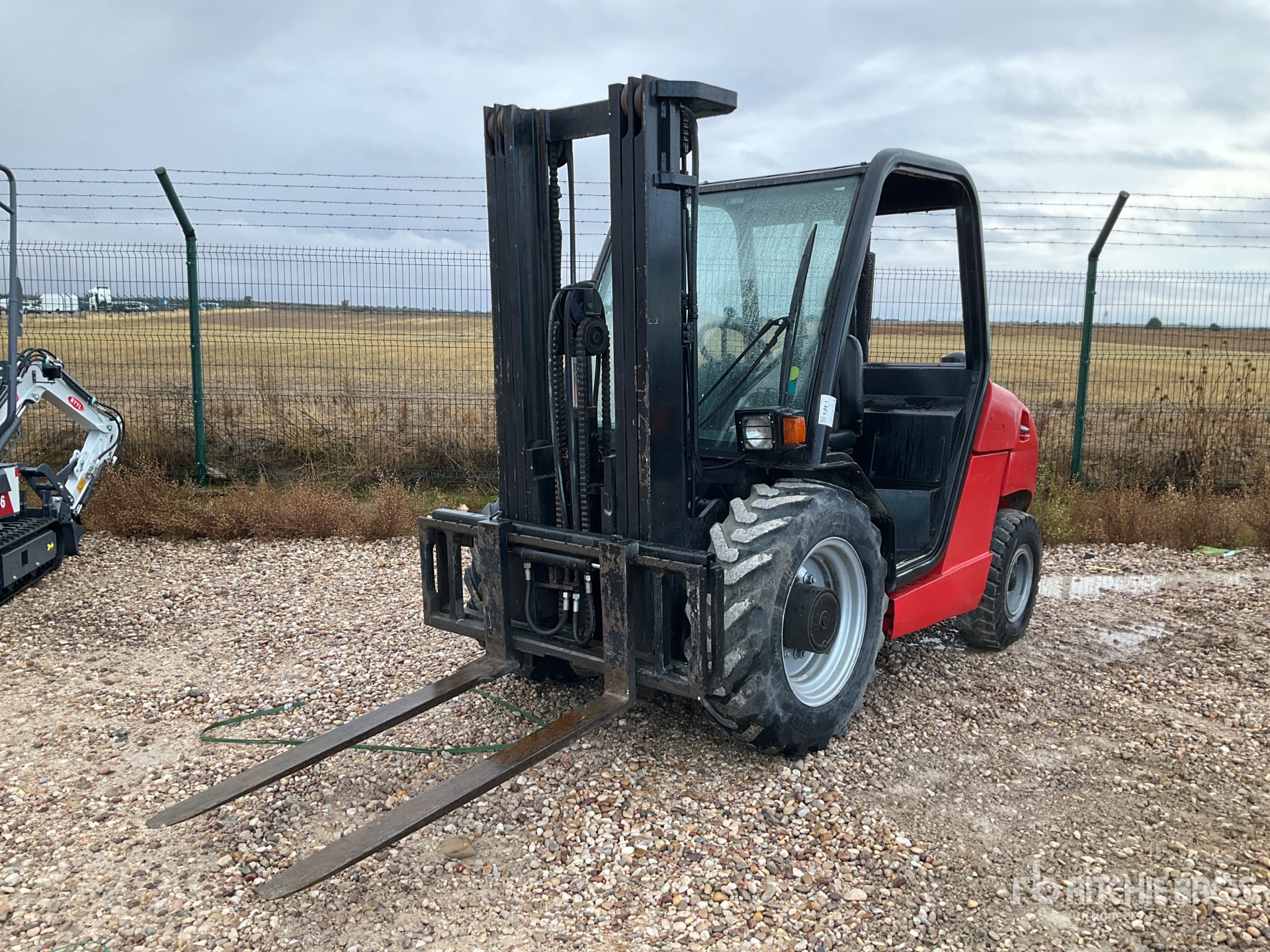 General Appearance with Picture, Left Front Corner